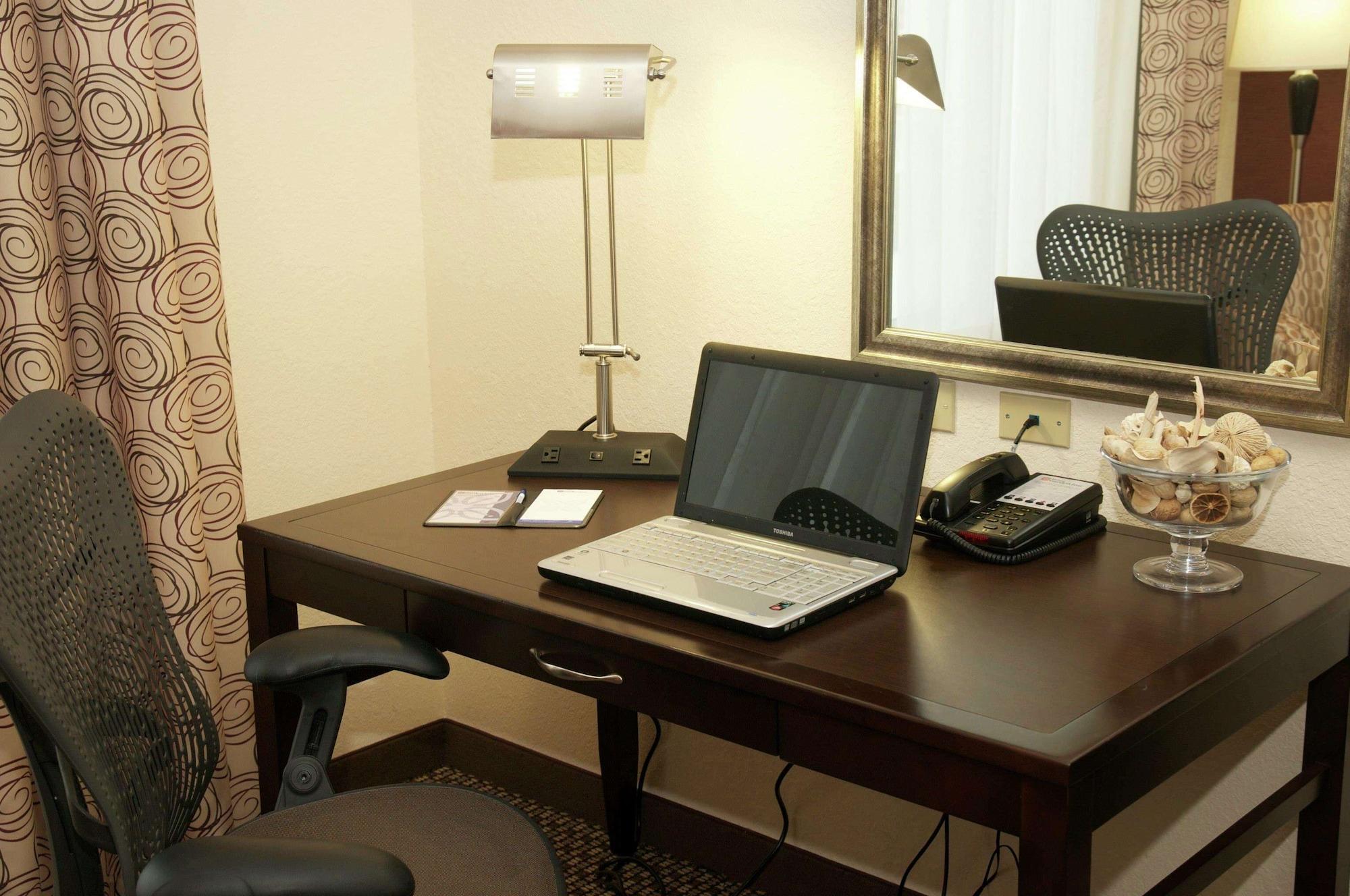 Hilton Garden Inn New Braunfels Zewnętrze zdjęcie